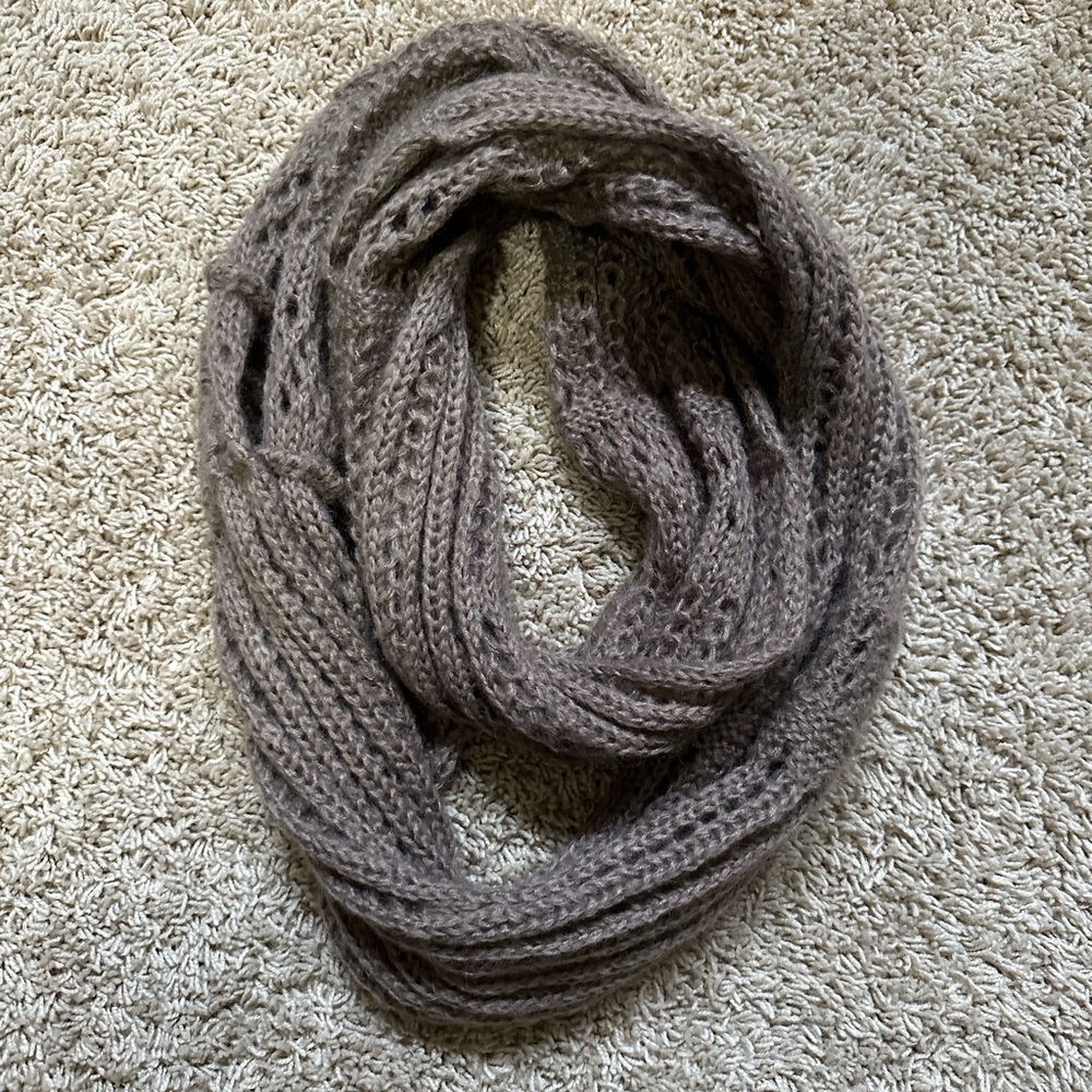 Infinity scarf